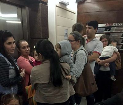 CRIANÇAS EM CONSULTORIOS